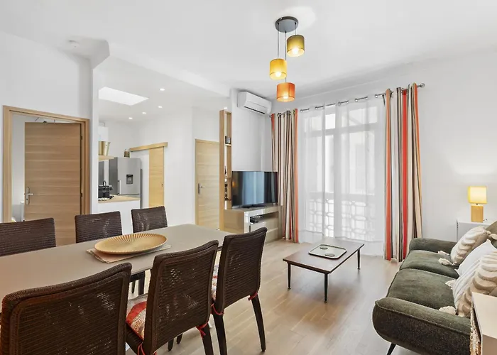 Centre Cannes - 2 Chambres - Proche Palais - Calme Apartman